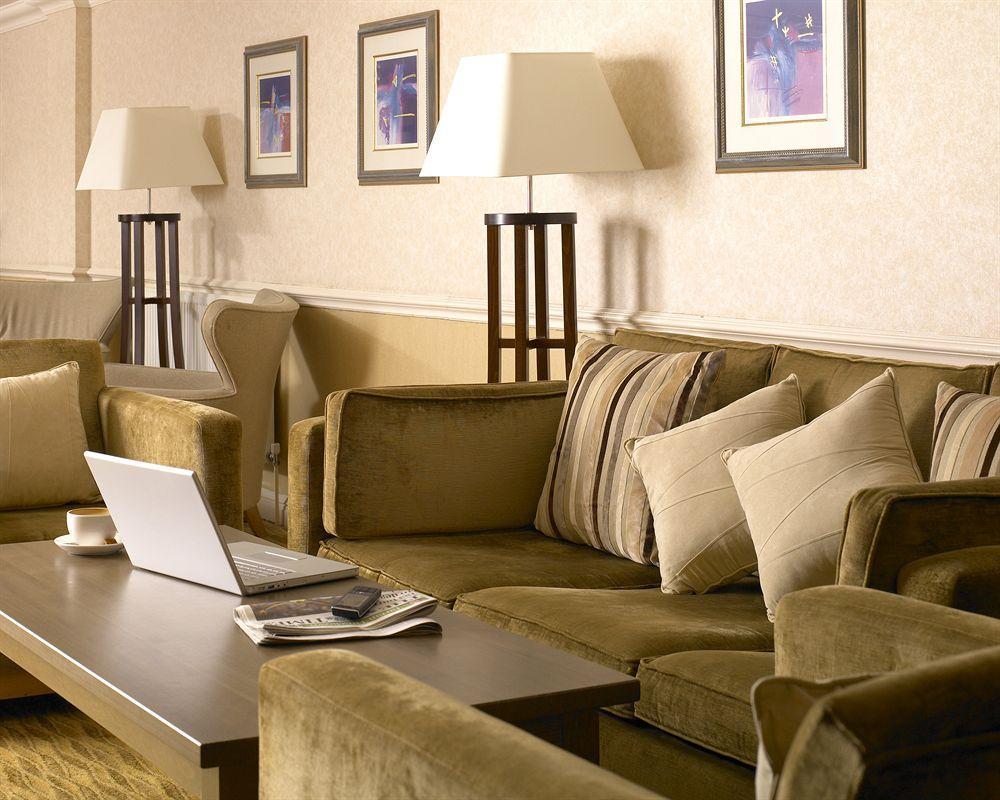 Meon Valley Hotel, Golf & Country Club Hotel 4*